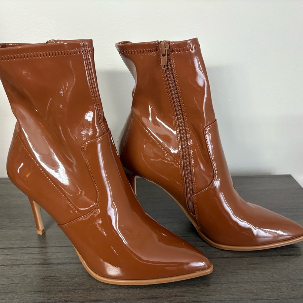 Elegant Carmel Ankle Boots